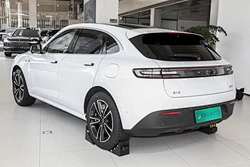 AITO M5 Extended car